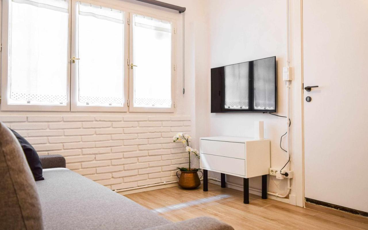 Casa Besalu Estudio En El Centro Del Pueblo Екстериор снимка