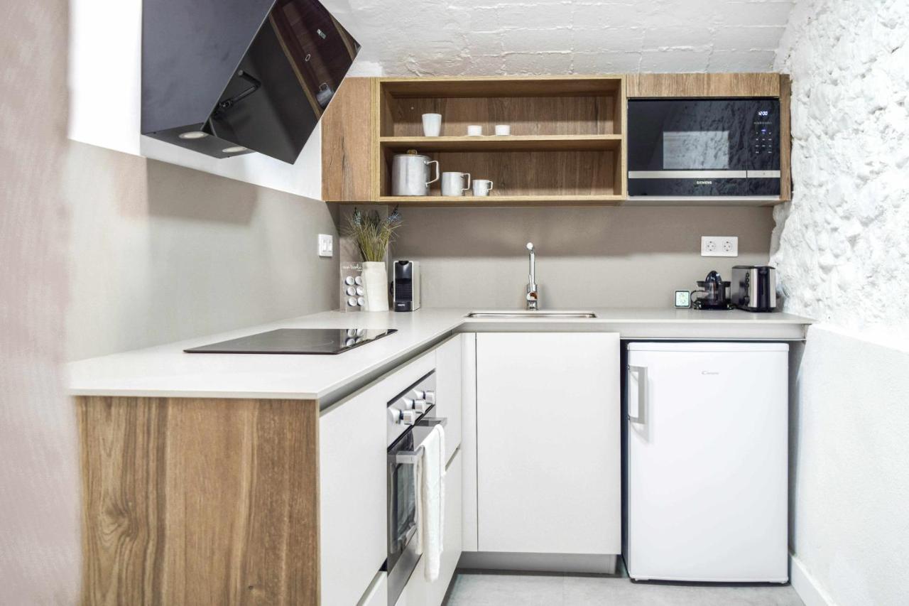 Casa Besalu Estudio En El Centro Del Pueblo Екстериор снимка