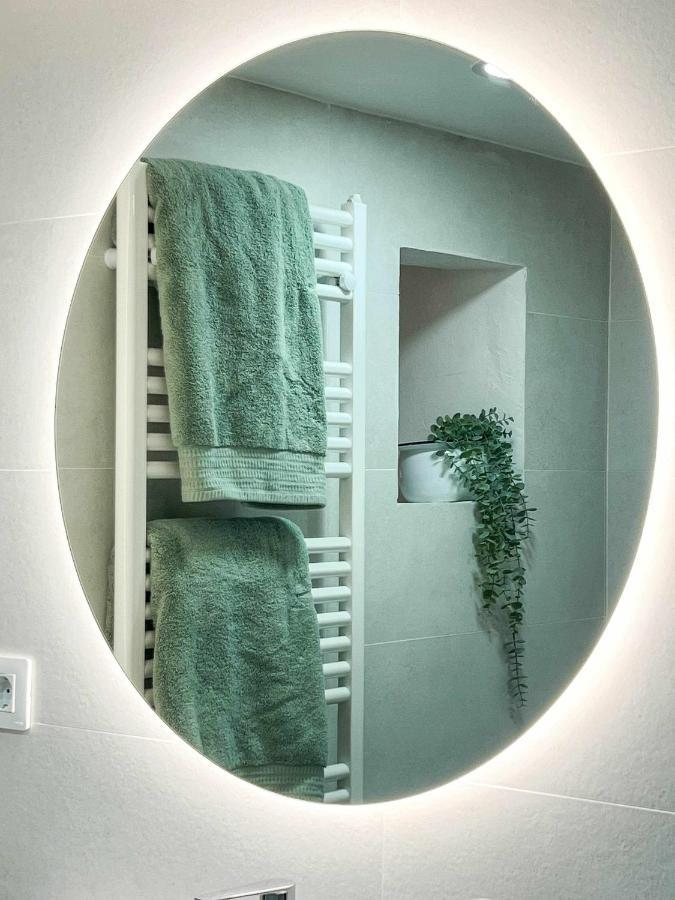Casa Besalu Estudio En El Centro Del Pueblo Екстериор снимка