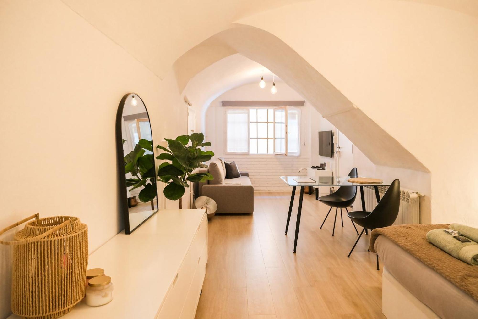 Casa Besalu Estudio En El Centro Del Pueblo Екстериор снимка