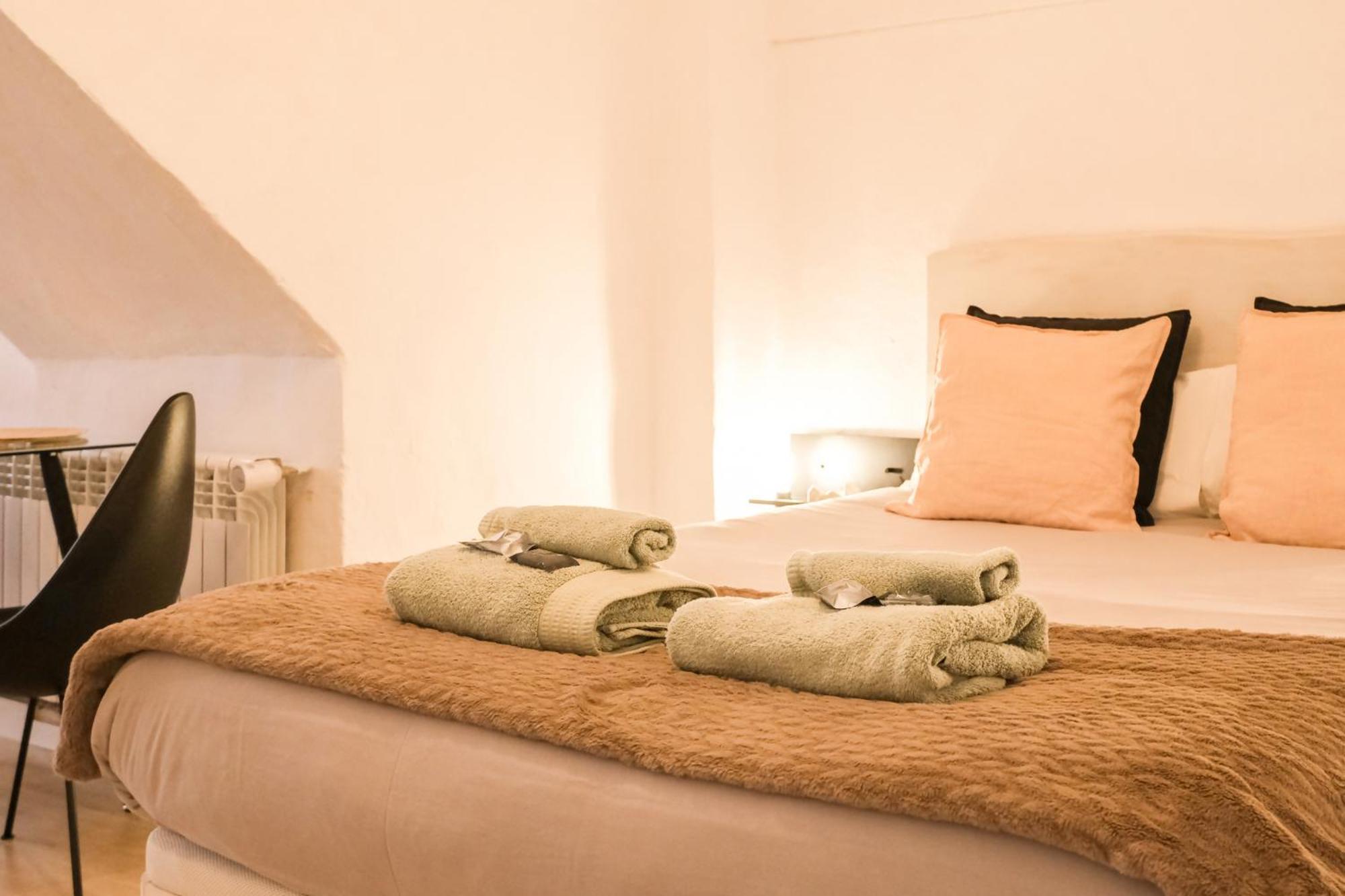 Casa Besalu Estudio En El Centro Del Pueblo Екстериор снимка