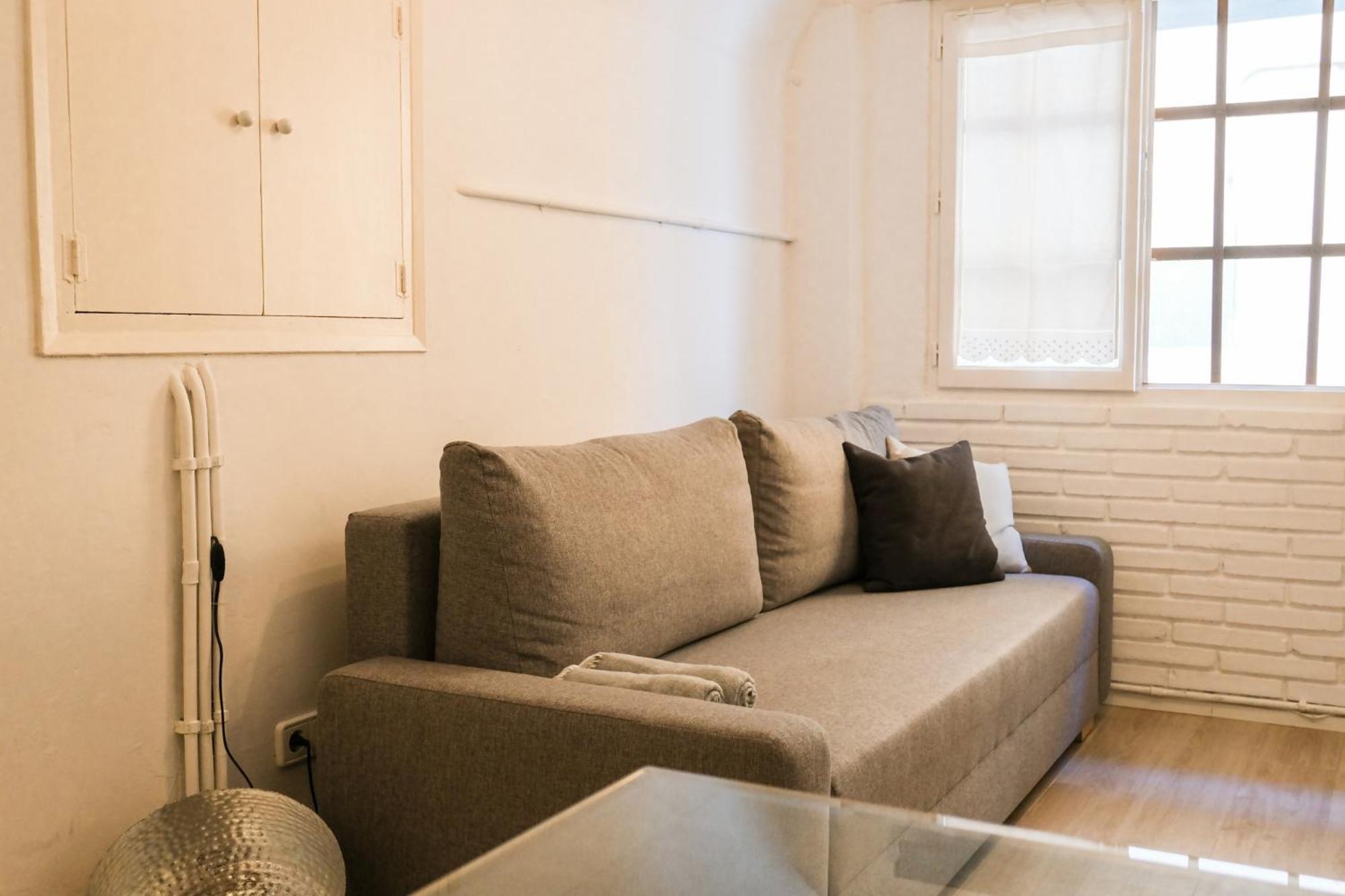 Casa Besalu Estudio En El Centro Del Pueblo Екстериор снимка
